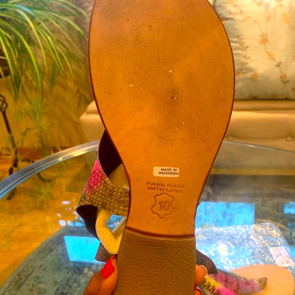 ✨Cocobelle✨ Multicolor Snake Thong W/Tie Strap Sandal - Picture 10 of 15